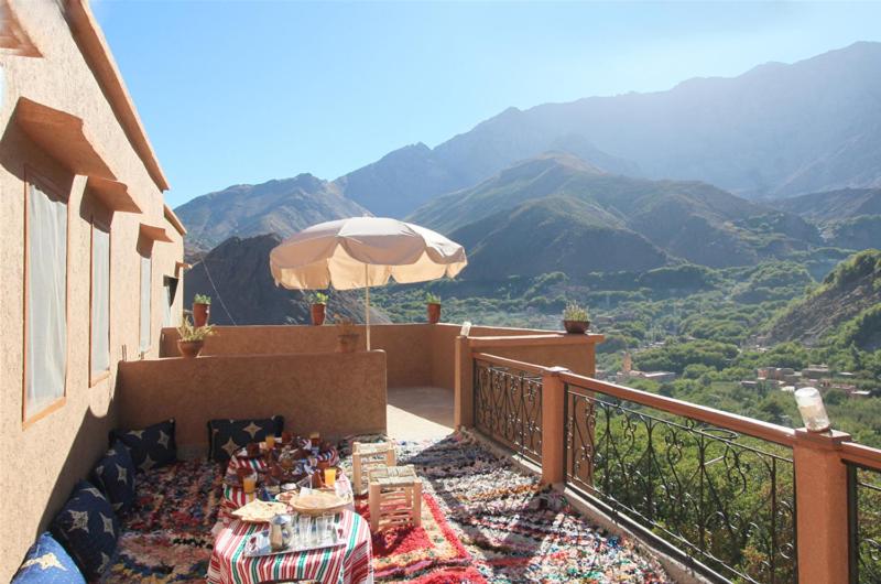 Hotels and Lodges at Atlas mountain,morocco
