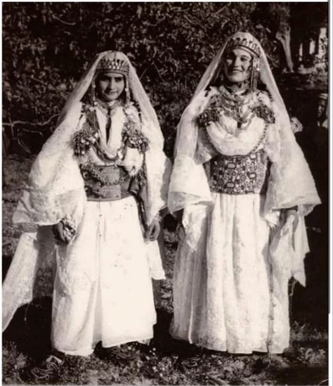 black and white old photo of a Moroccan ladies